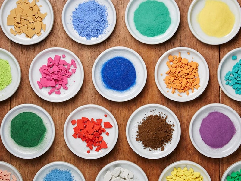 بررسی نقش رنگدانه در فرمولاسیون لعاب ها و فریتهای رنگی تحلیل دقیق نقش رنگدانه در فرمولاسیون لعاب ها و خواص نوری